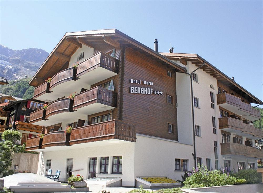 Berghof Garni - The Dom Collection Bed & Breakfast Saas-Fee Exterior photo